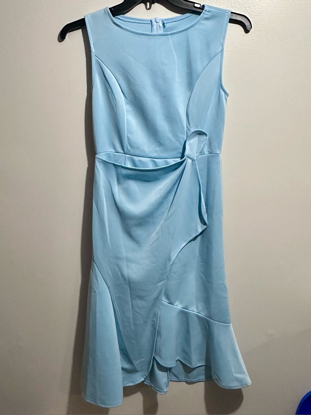 Light Blue Midi Dress Size M Elegant Everyday Silhouette (1246)